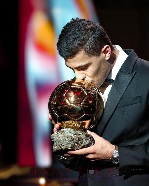 大罗:荣誉室里只少了个欧冠奖杯 仍享受欧冠 大罗:荣誉室里只少了个欧冠奖杯 仍享受欧冠